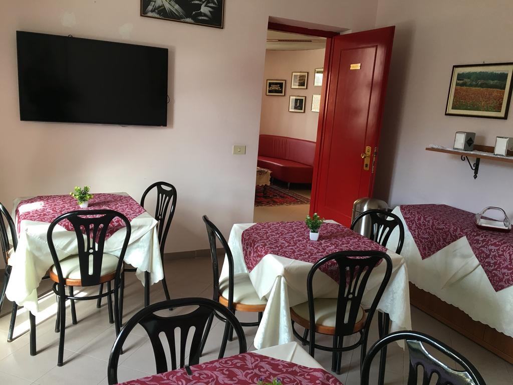Hotel Facioni Pomezia Luaran gambar