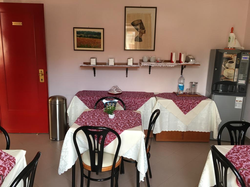 Hotel Facioni Pomezia Luaran gambar