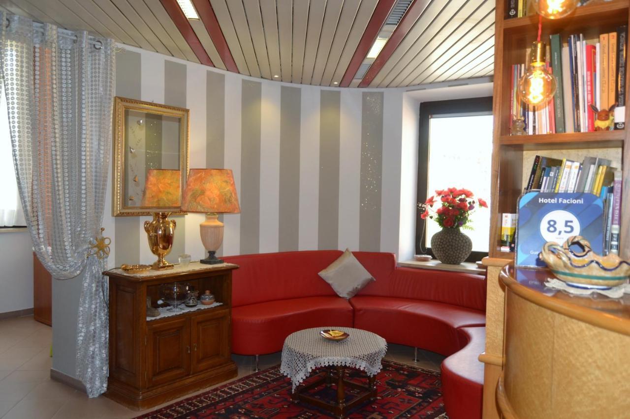 Hotel Facioni Pomezia Luaran gambar