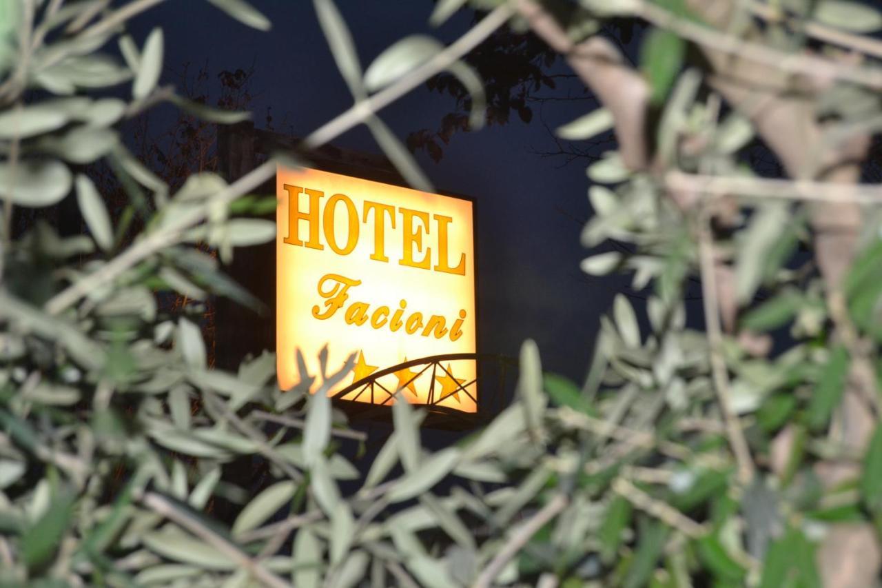 Hotel Facioni Pomezia Luaran gambar