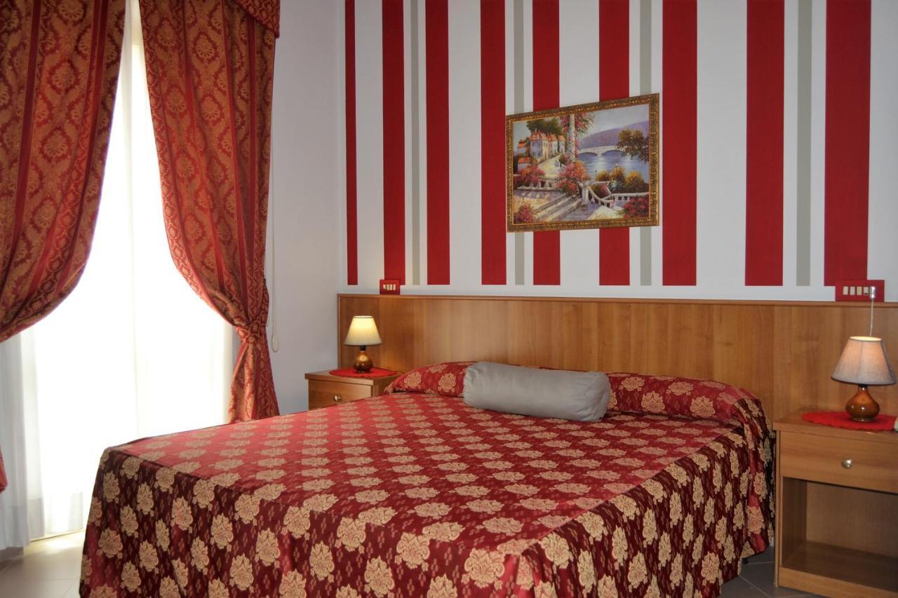 Hotel Facioni Pomezia Luaran gambar