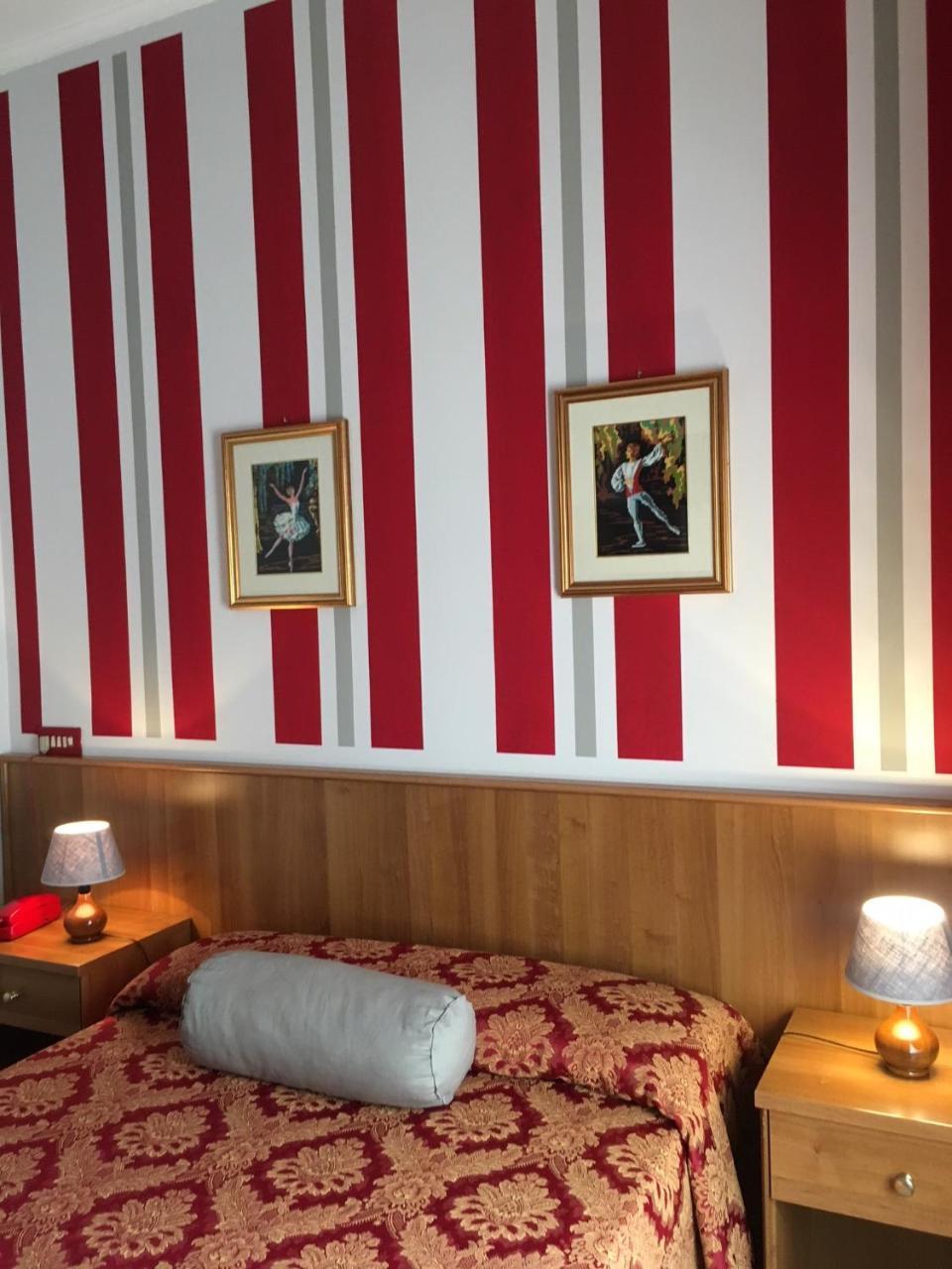 Hotel Facioni Pomezia Luaran gambar