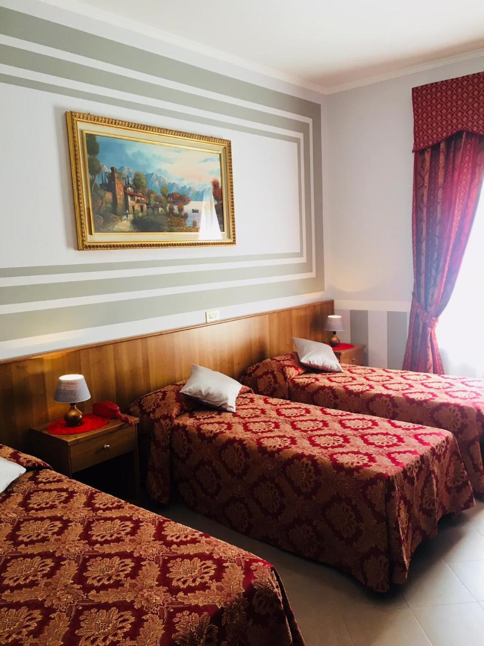 Hotel Facioni Pomezia Luaran gambar