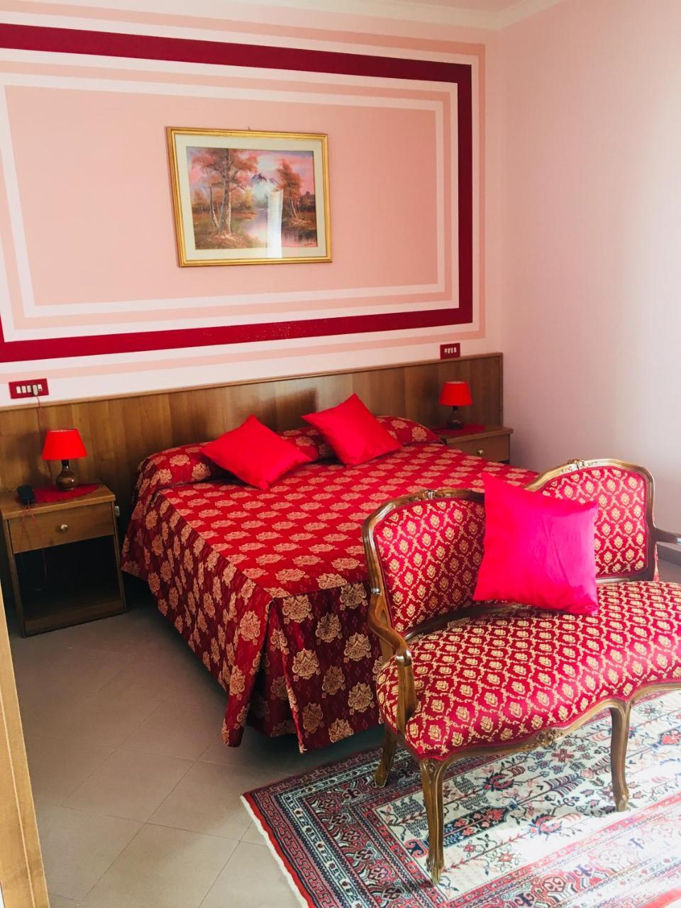 Hotel Facioni Pomezia Luaran gambar